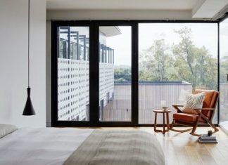8 Practical Benefits of Frameless Sliding Doors in the Home Sliding Doors
