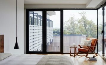 8 Practical Benefits of Frameless Sliding Doors in the Home Sliding Doors